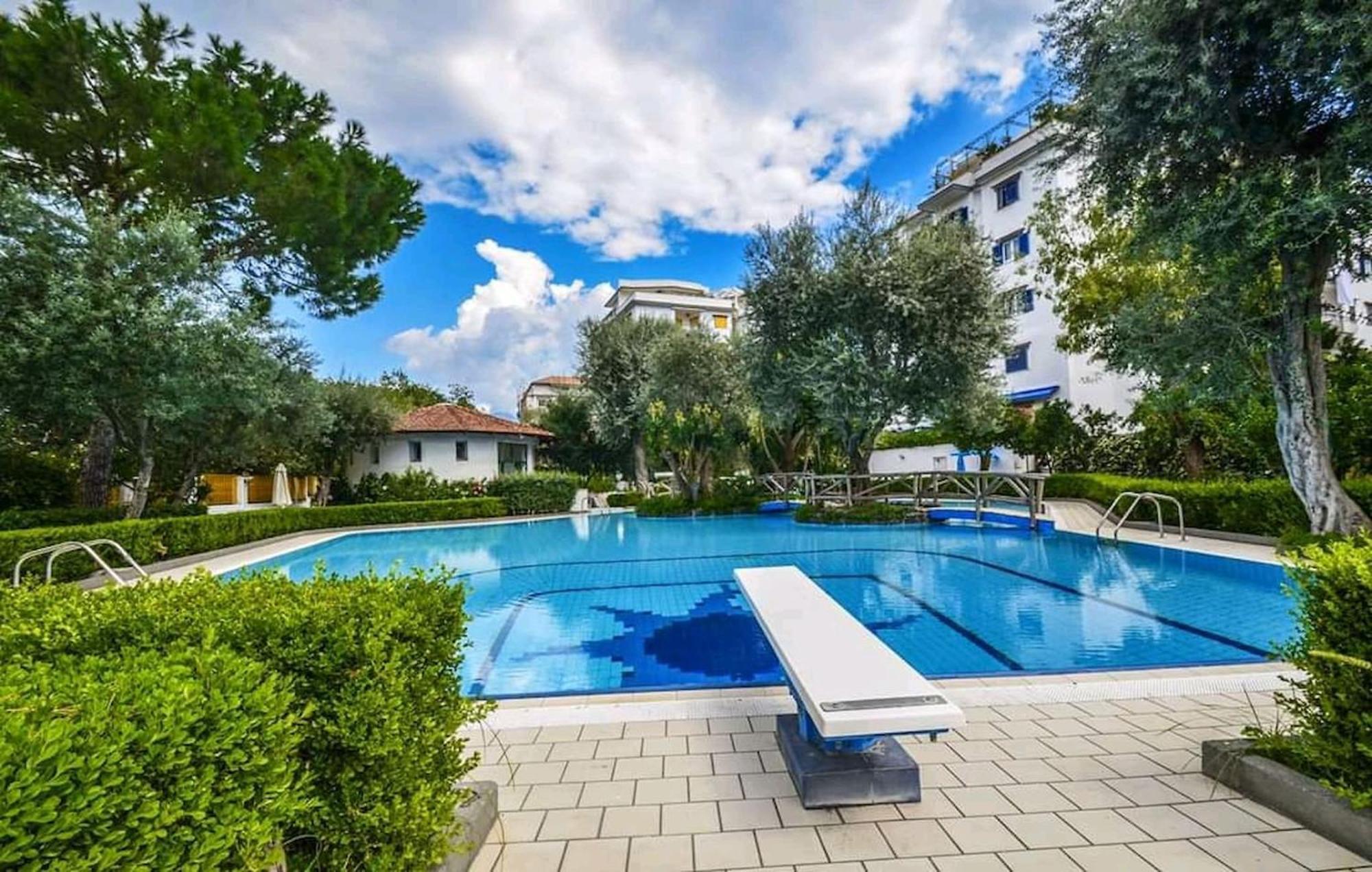 Sorrentovibes - Modern Apartment With Terrace, Swimming Pool&Tennis エクステリア 写真