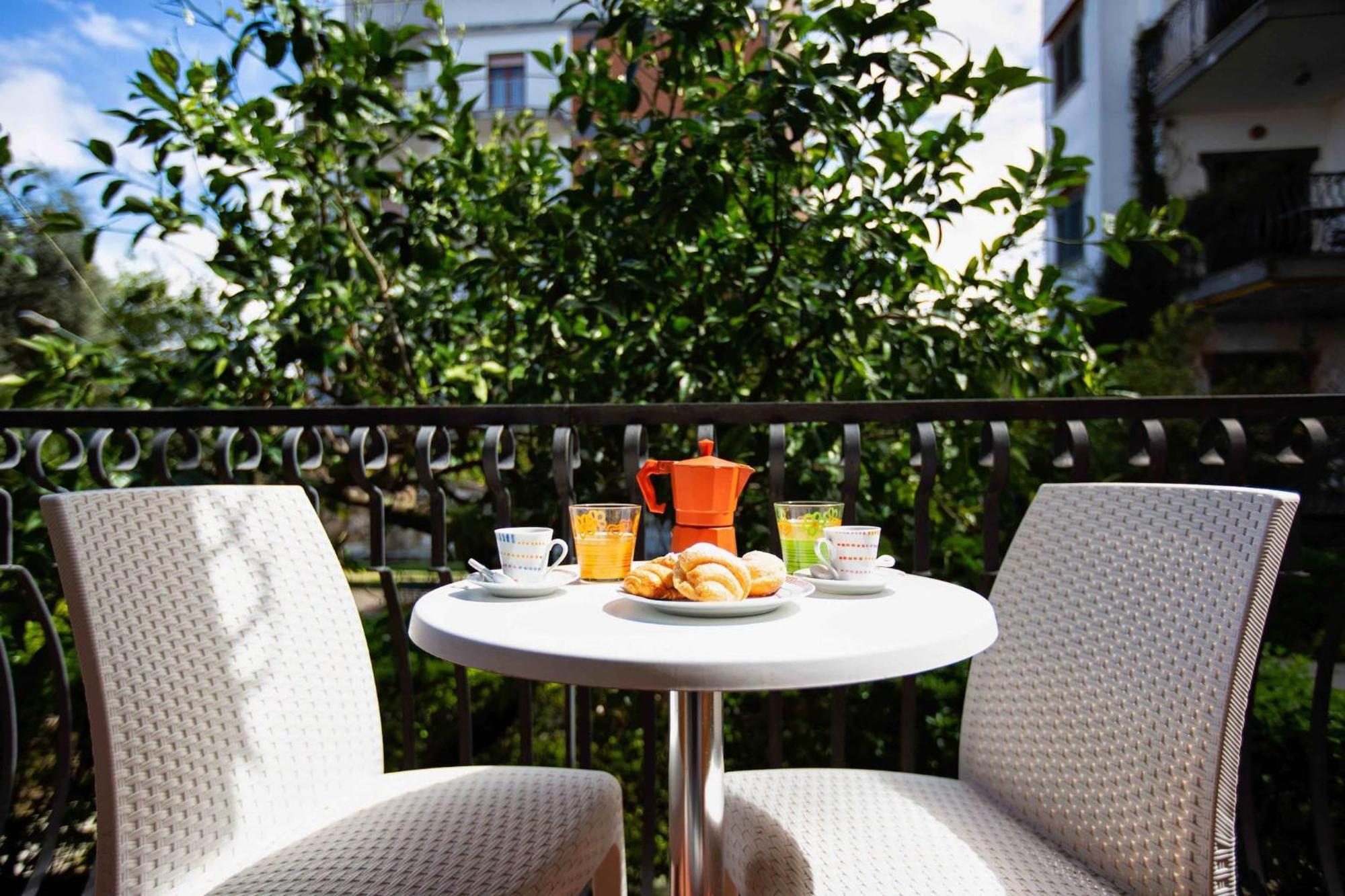 Sorrentovibes - Modern Apartment With Terrace, Swimming Pool&Tennis エクステリア 写真