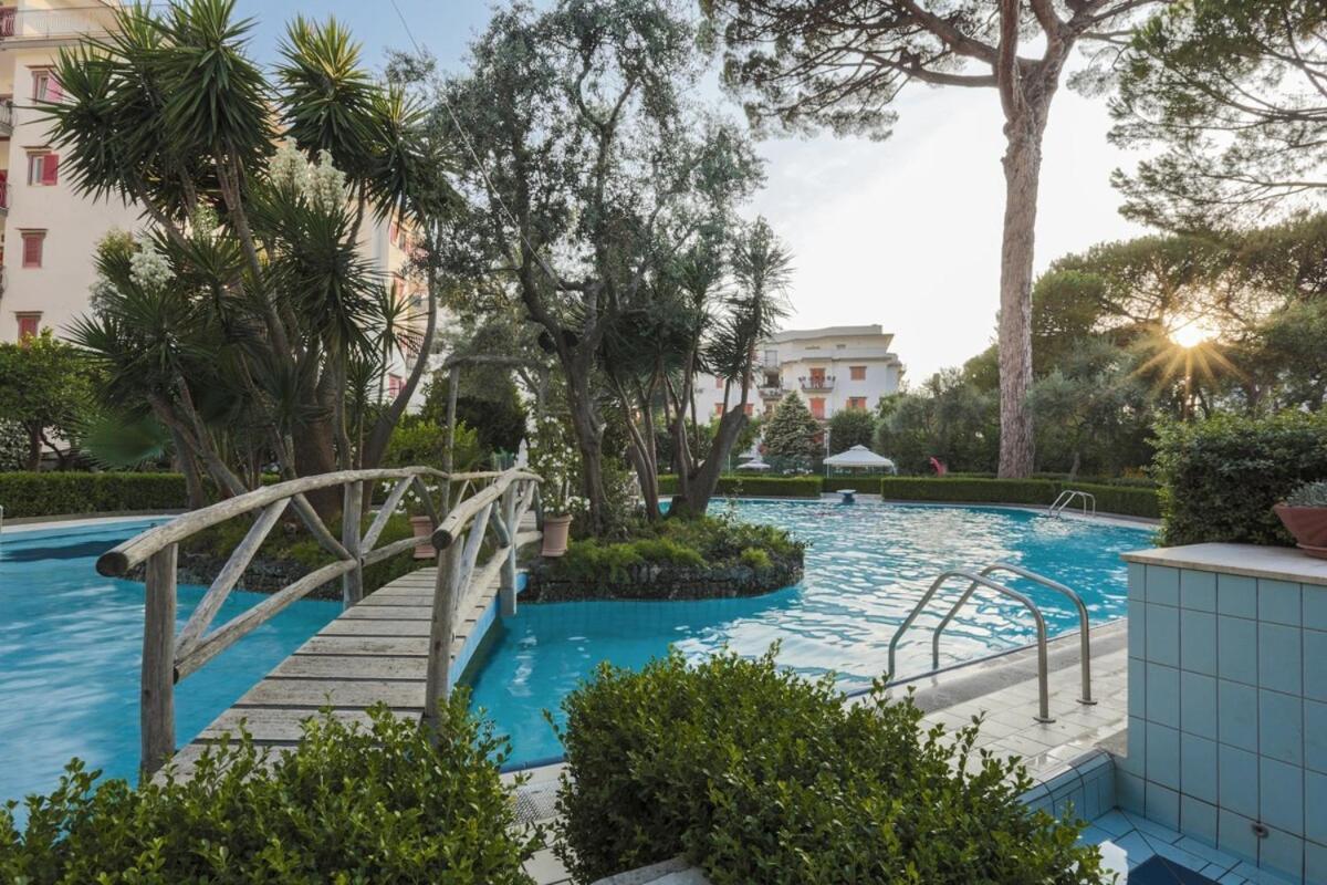 Sorrentovibes - Modern Apartment With Terrace, Swimming Pool&Tennis エクステリア 写真