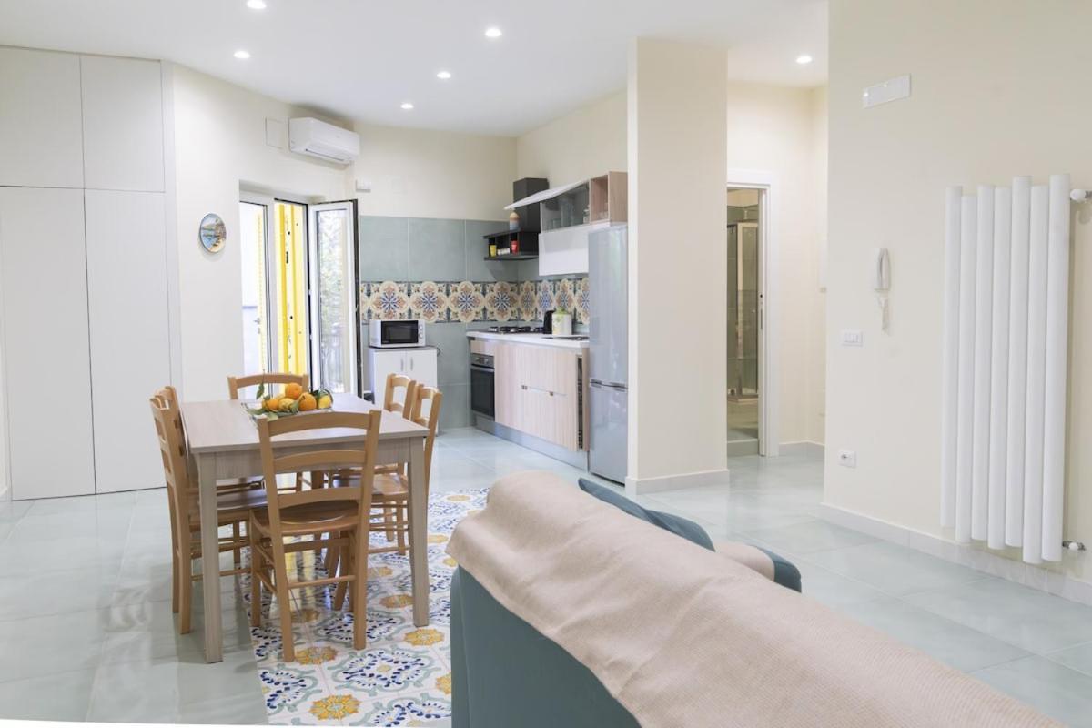 Sorrentovibes - Modern Apartment With Terrace, Swimming Pool&Tennis エクステリア 写真